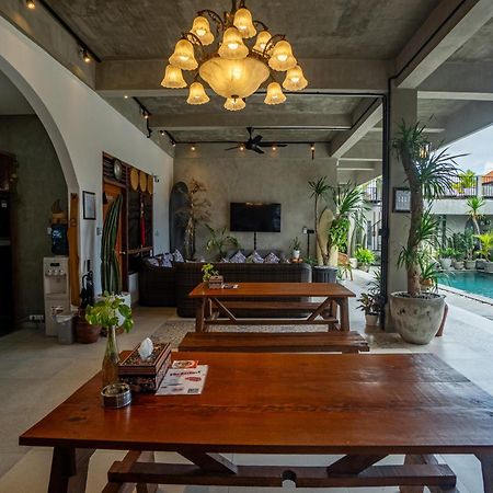 The Breeze Stay And Surf Canggu  Exterior photo