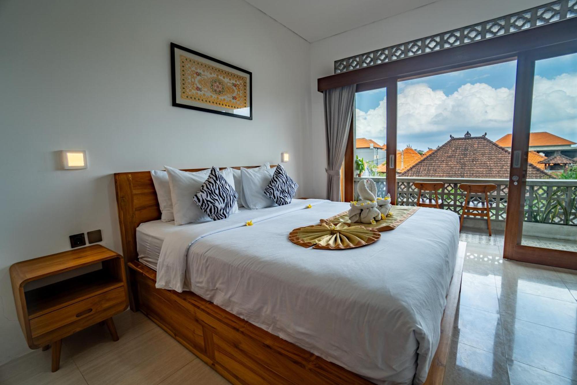 The Breeze Stay And Surf Canggu  Exterior photo