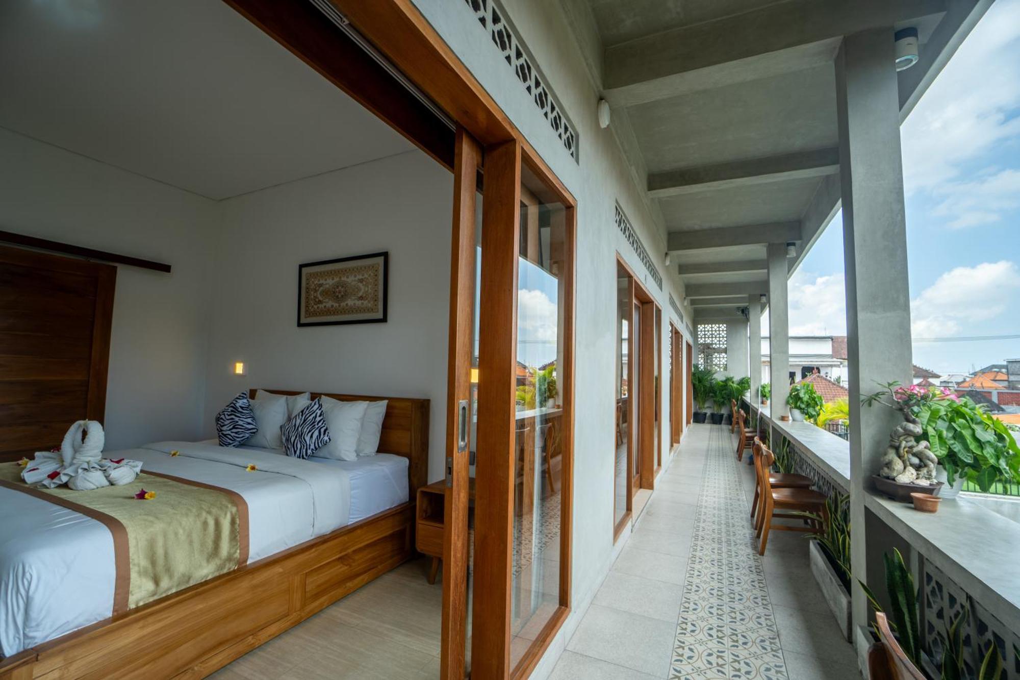 The Breeze Stay And Surf Canggu  Exterior photo