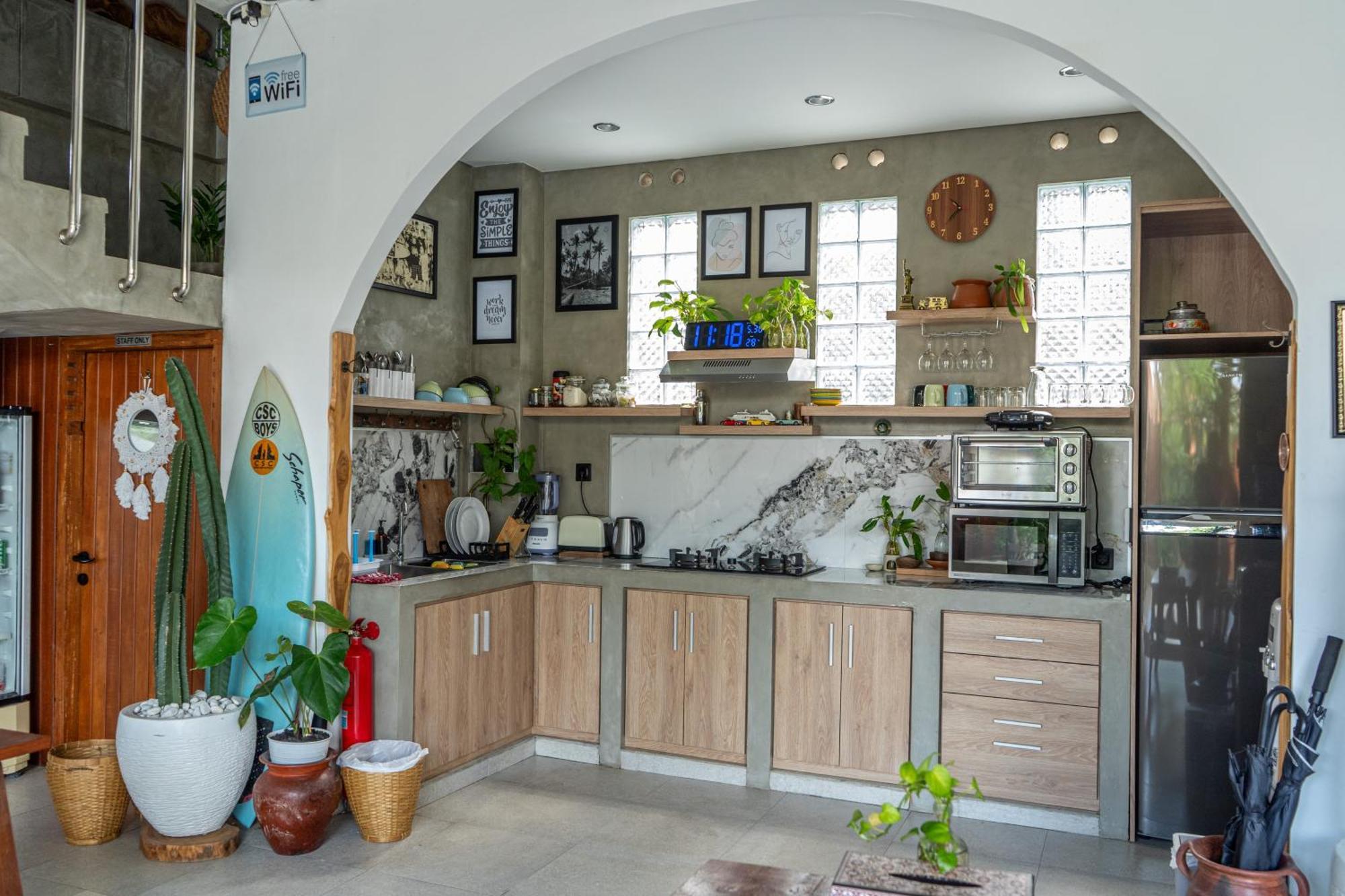 The Breeze Stay And Surf Canggu  Exterior photo
