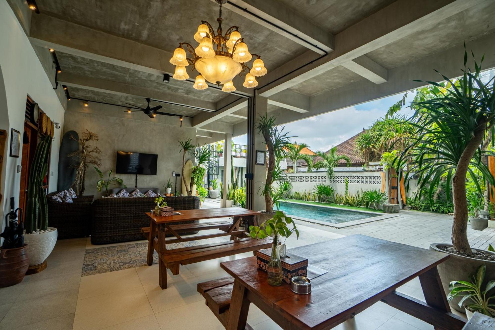 The Breeze Stay And Surf Canggu  Exterior photo